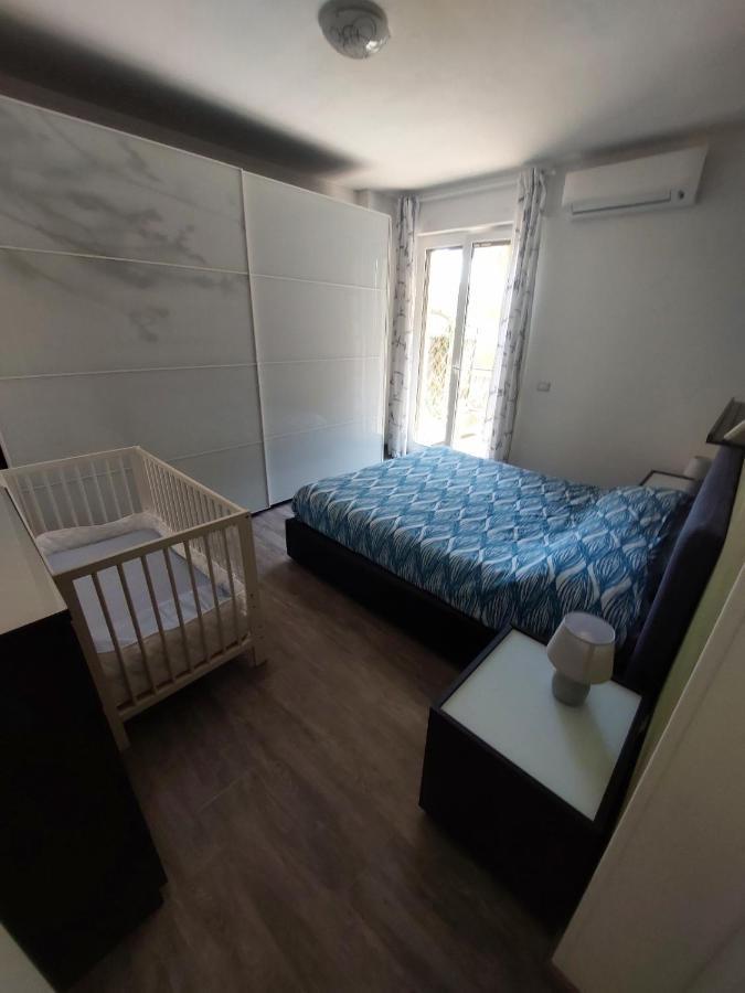 Casa Laura Apartment Ventimiglia Ngoại thất bức ảnh